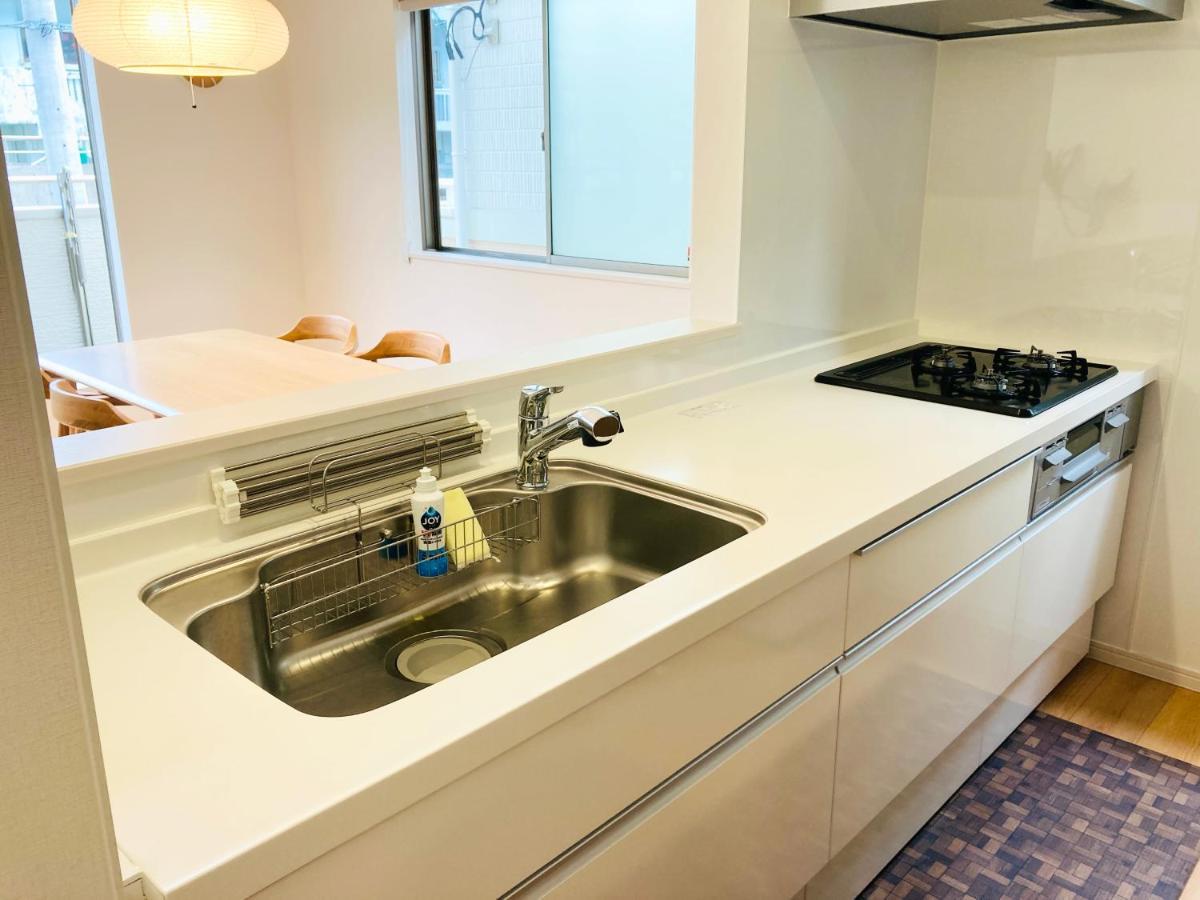 House Apartment *